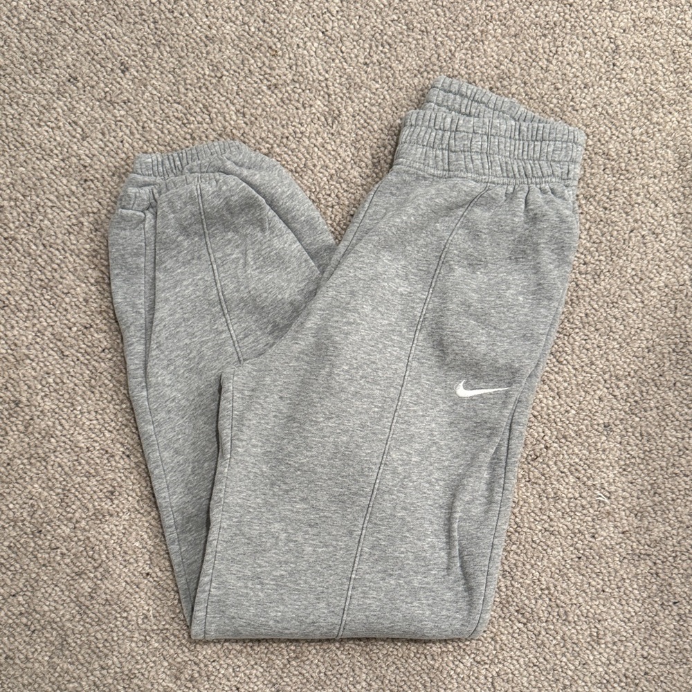 Nike women’s sweats